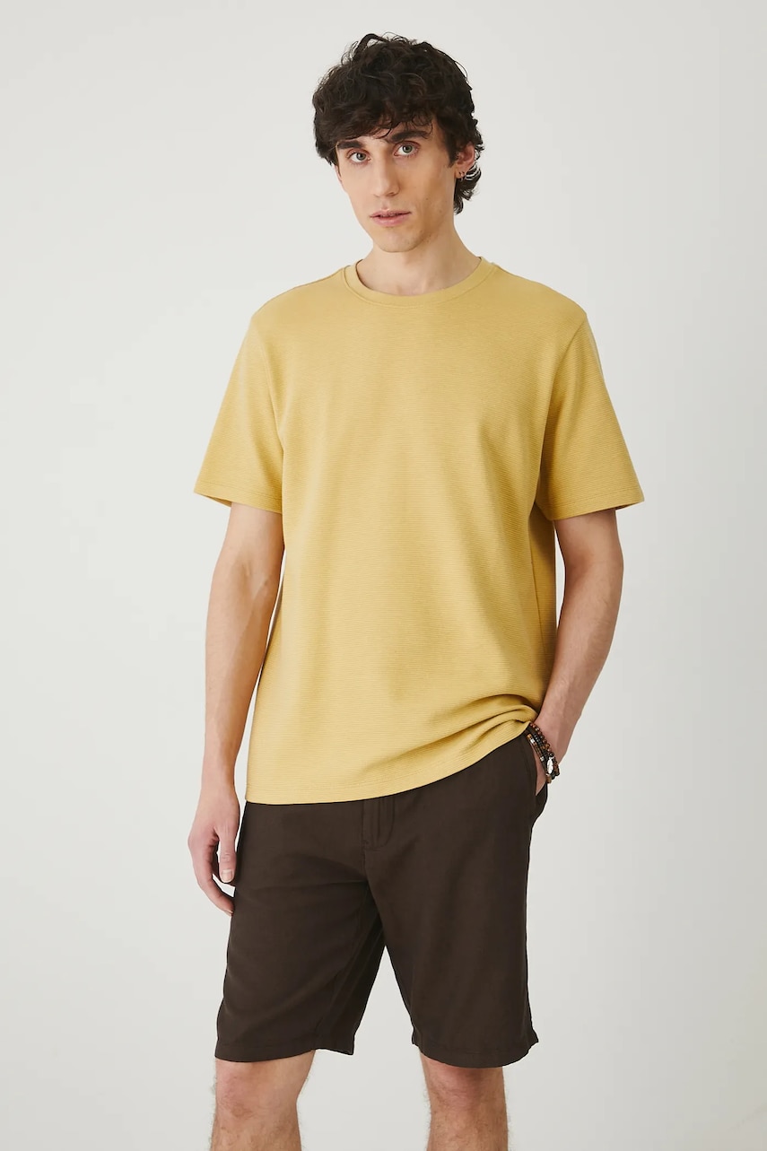 Medicine tricou din bumbac barbati, culoarea galben, neted Medicine tricou din bumbac barbati, culoarea galben, neted