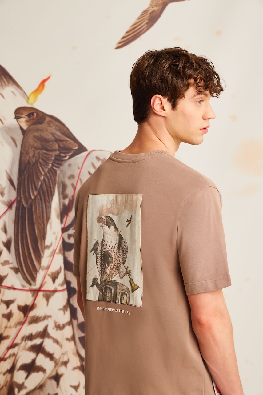 tricou din bumbac culoarea bej, cu imprimeu