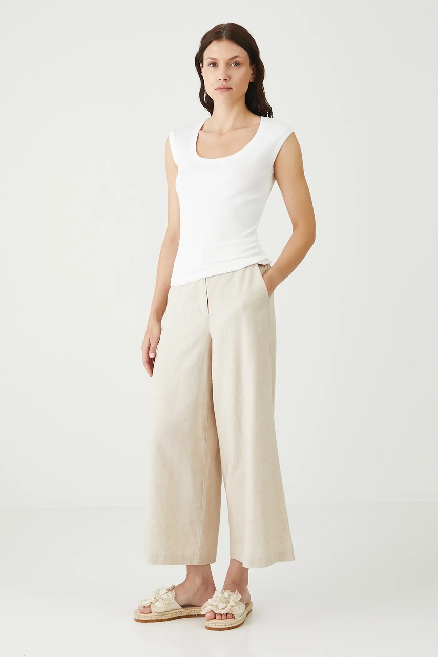 Топ Medicine цвет белый