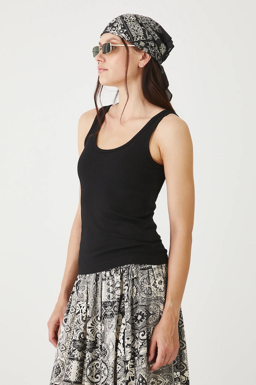 Medicine top culoarea negru