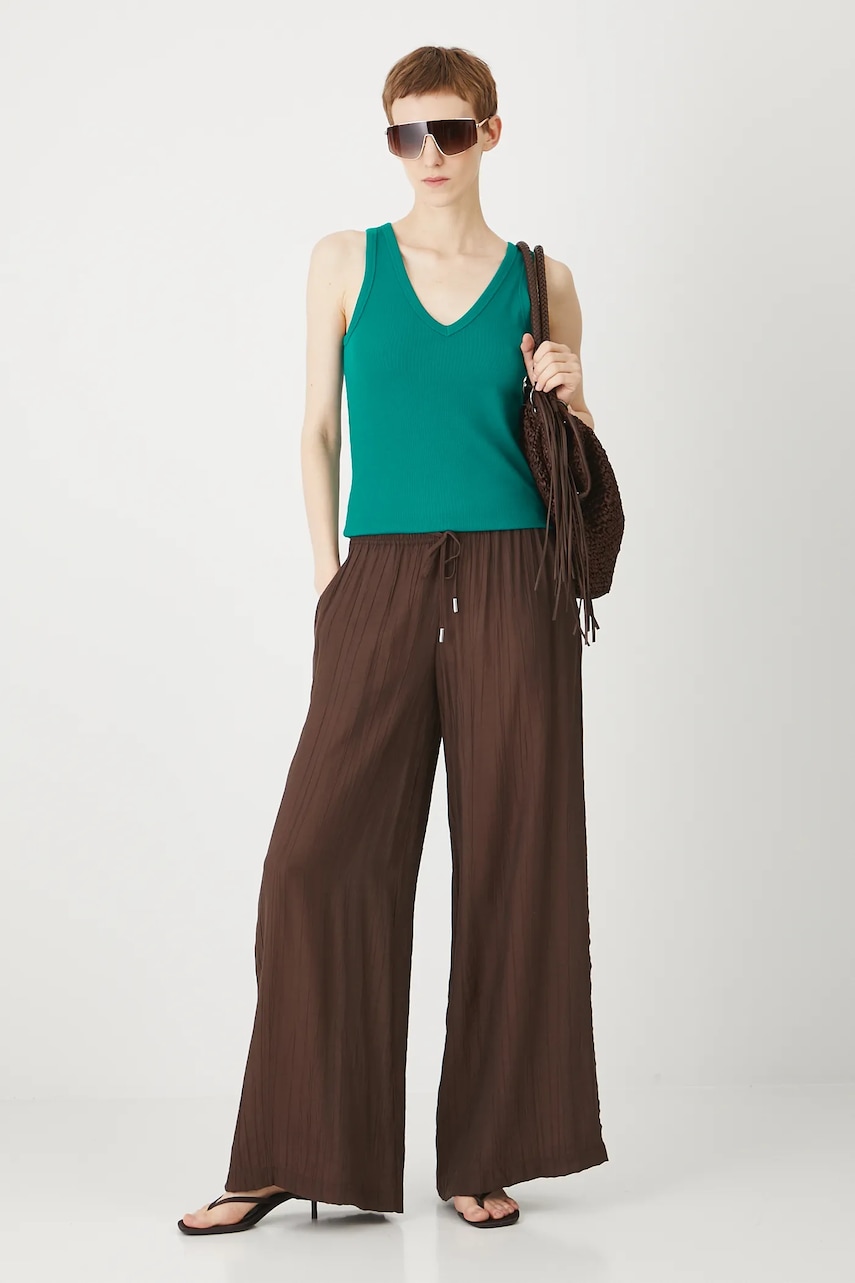 Medicine top culoarea verde