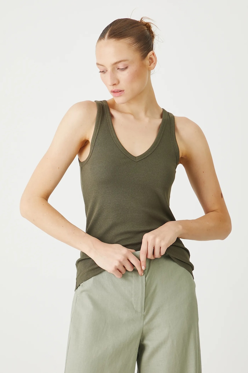 Medicine top culoarea verde