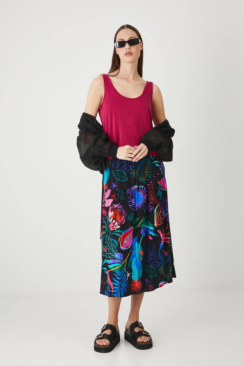 Топ Medicine цвет красный