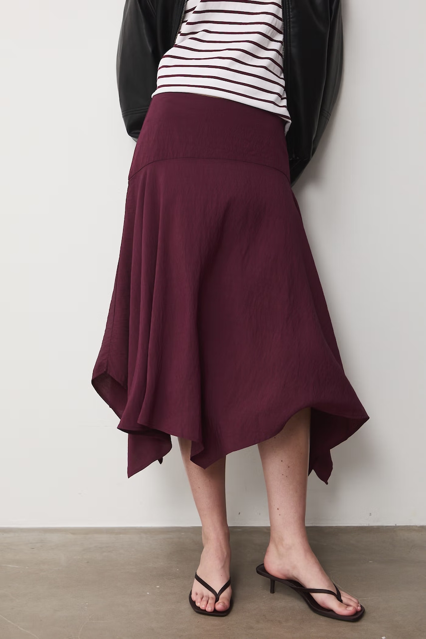 Medicine fustă asimetrică cu modal