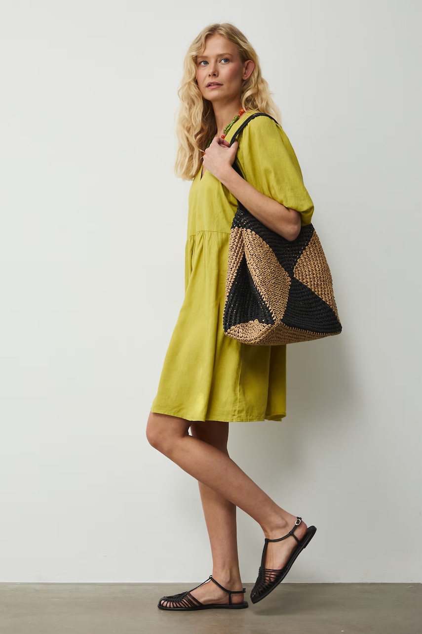 Medicine rochie oversized cu in