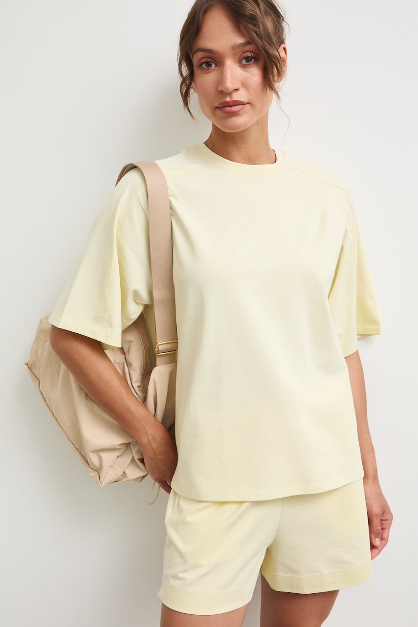 Medicine T-shirt oversize damski bawełniany żółty