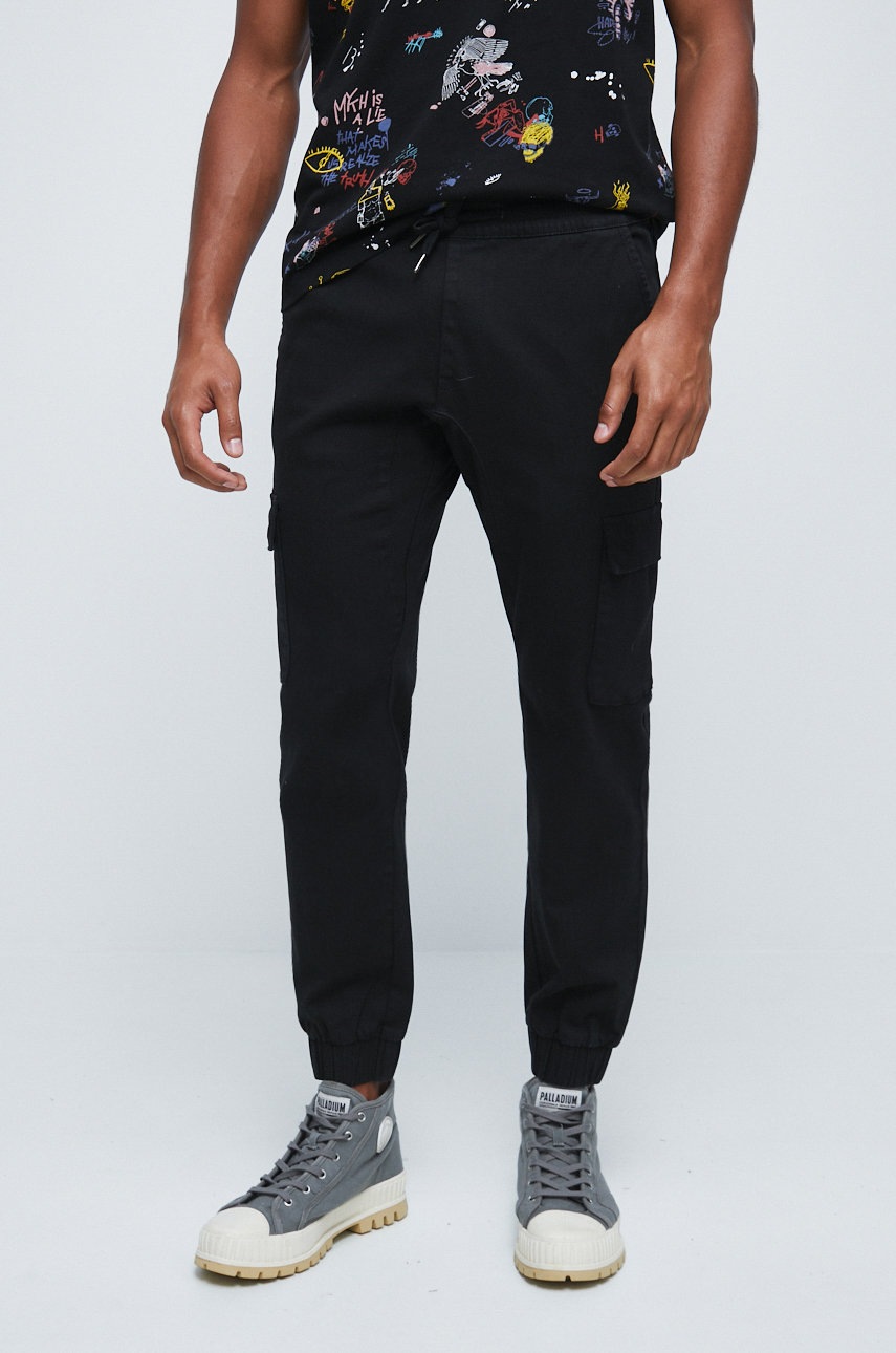 Medicine pantaloni barbati, culoarea negru