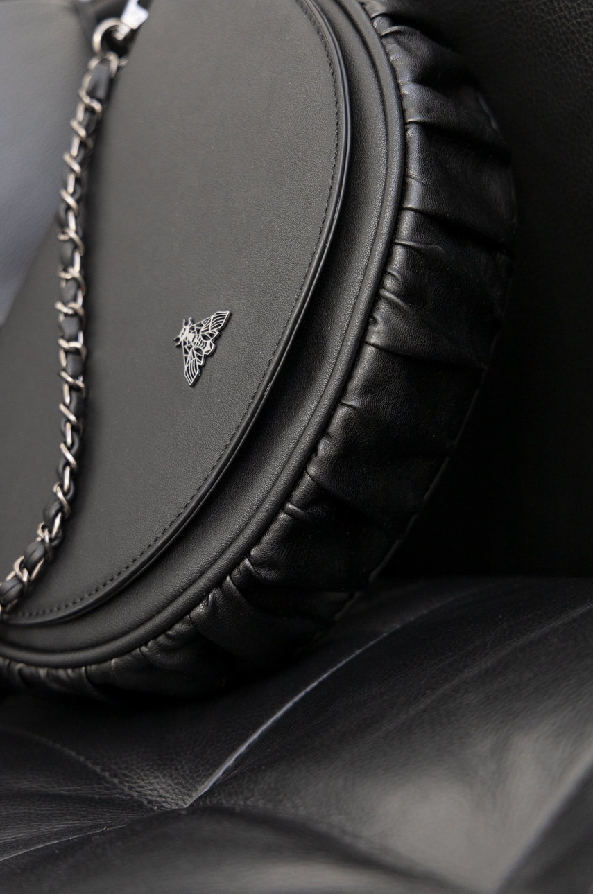 

Чанта Medicine в черно, Черен