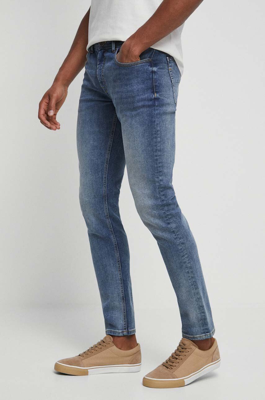 Așteaptă imaginea pentru produs