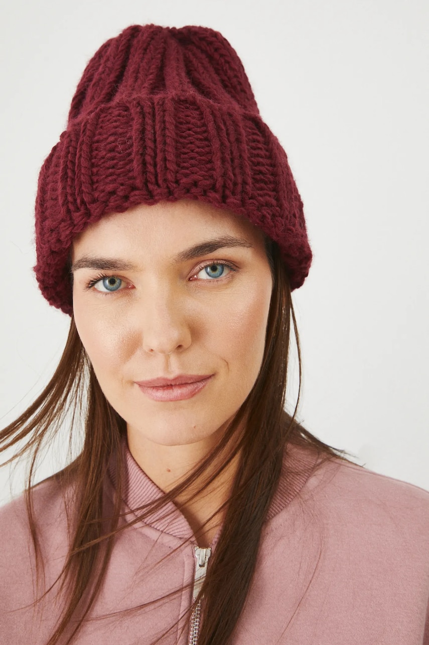 Medicine caciula din amestec de lana femei, culoarea bordo, din tricot gros Medicine caciula din amestec de lana femei, culoarea bordo, din tricot gros