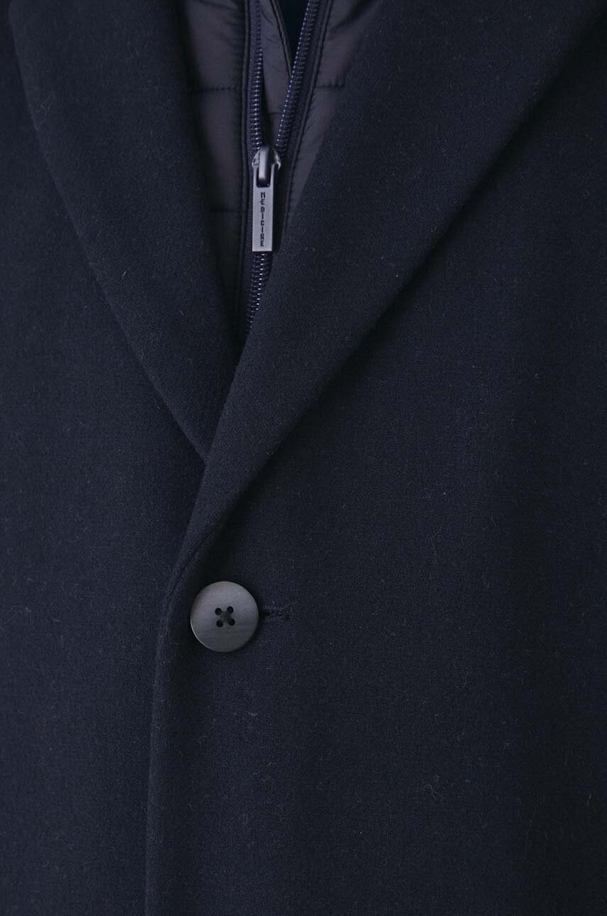 Παλτό από μείγμα μαλλιού Medicine ανδρικά, χρώμα: ναυτικό μπλε φωτογραφία