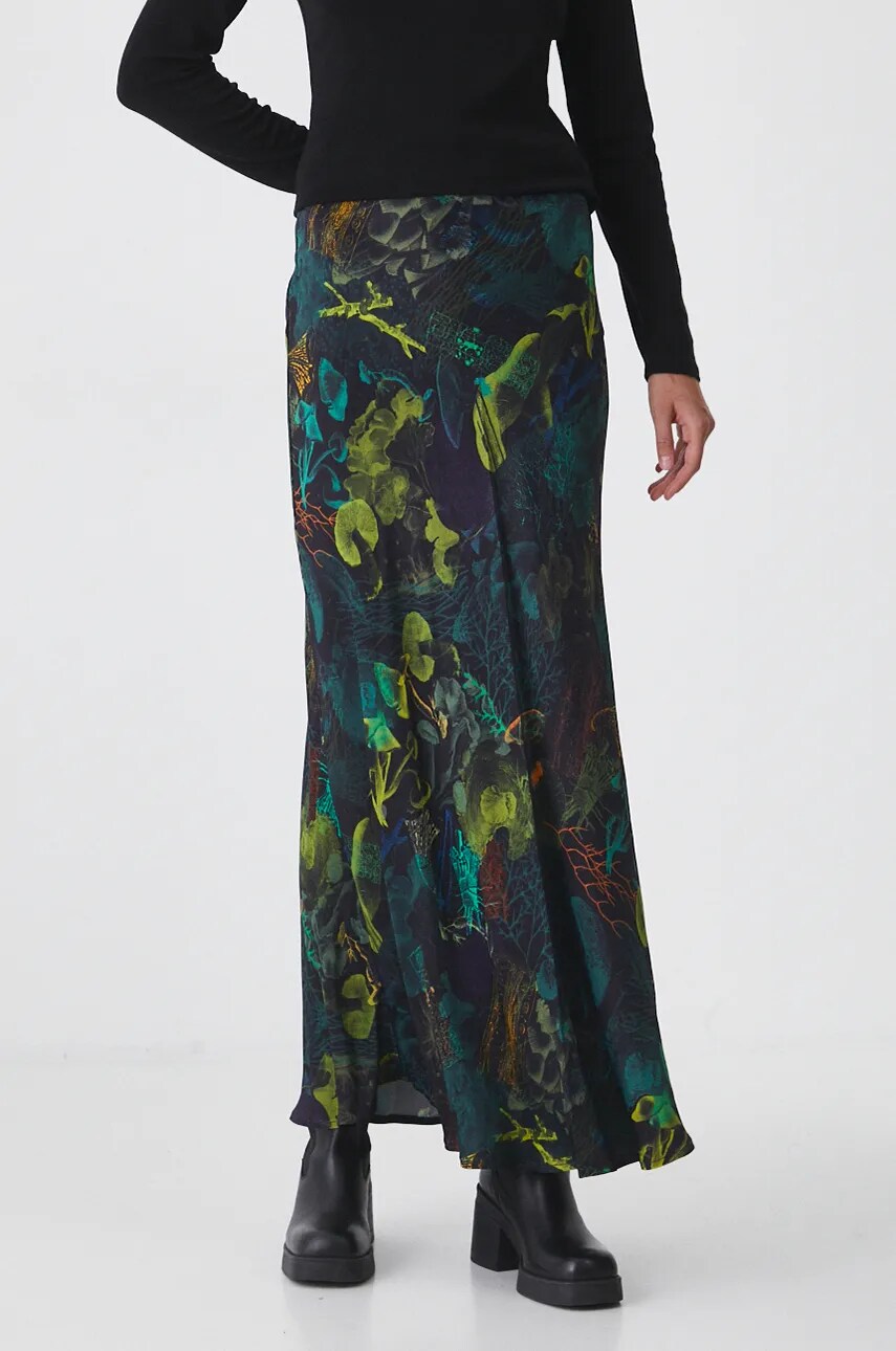 Medicine fusta culoarea negru, maxi, evazati