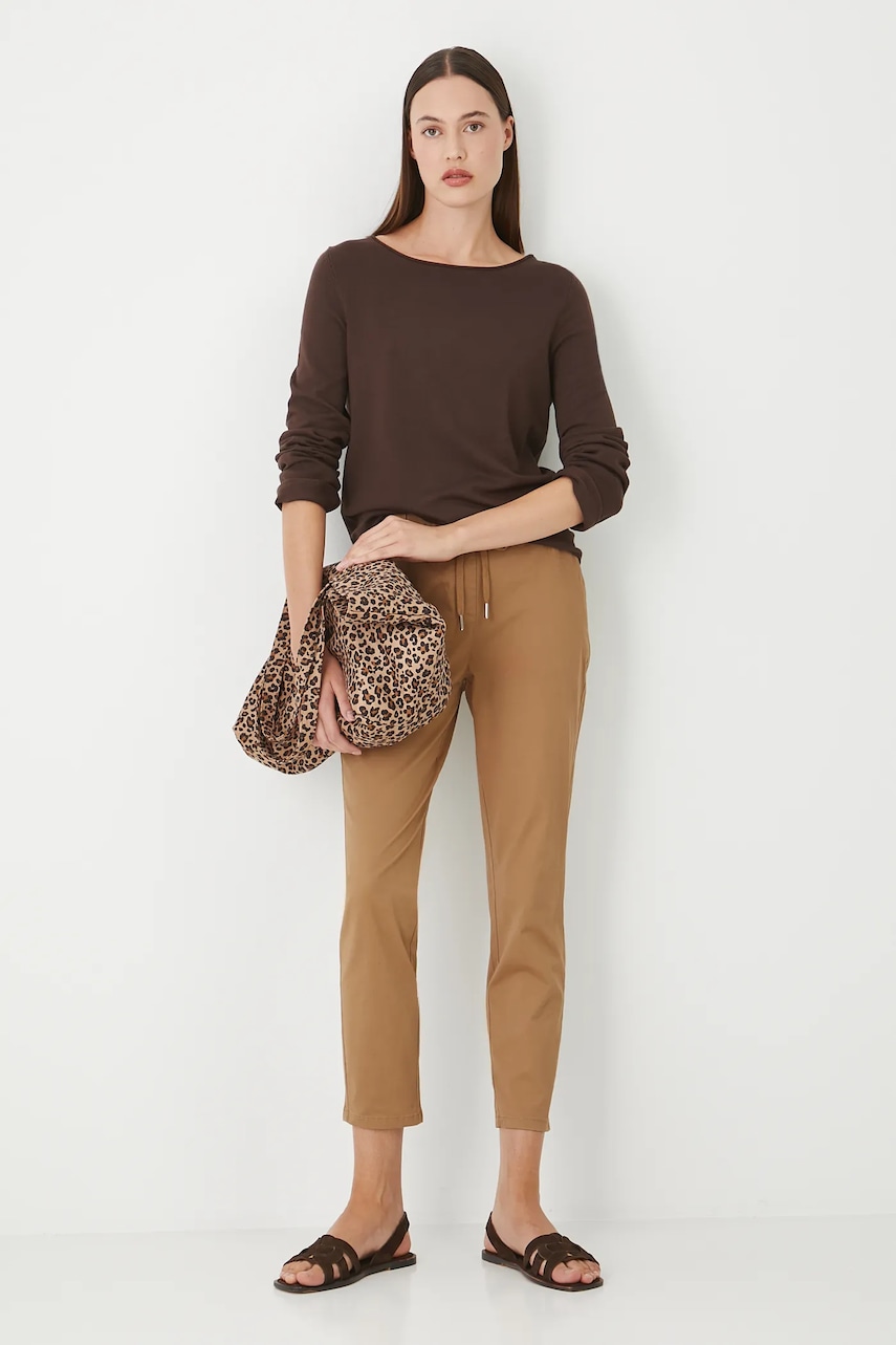 Medicine pantaloni femei, culoarea negru, fason chinos, medium waist