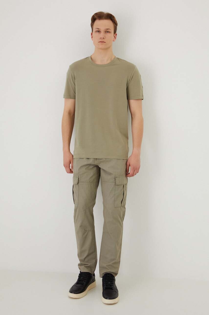 Medicine tricou barbati, culoarea verde, neted