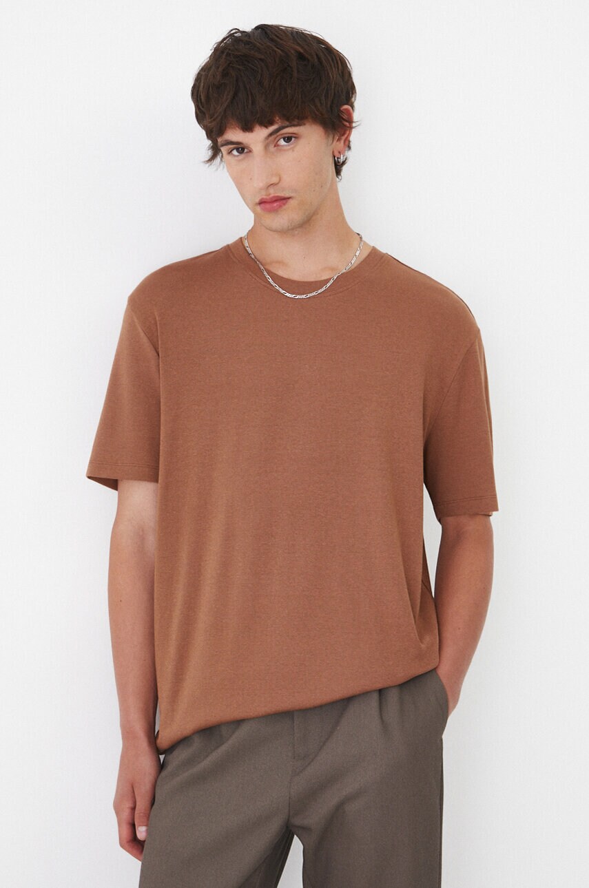 Medicine tricou barbati, culoarea maro, neted