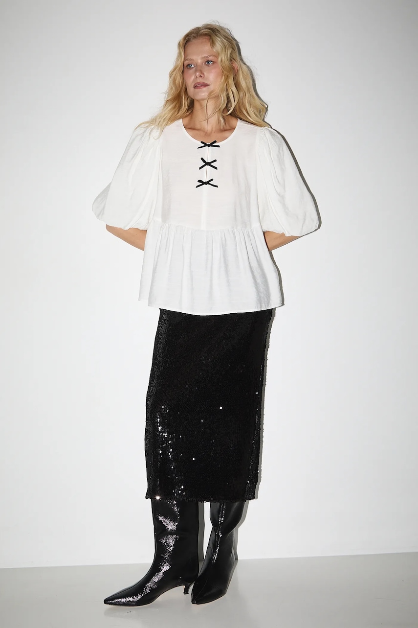 Medicine bluza culoarea bej, neted