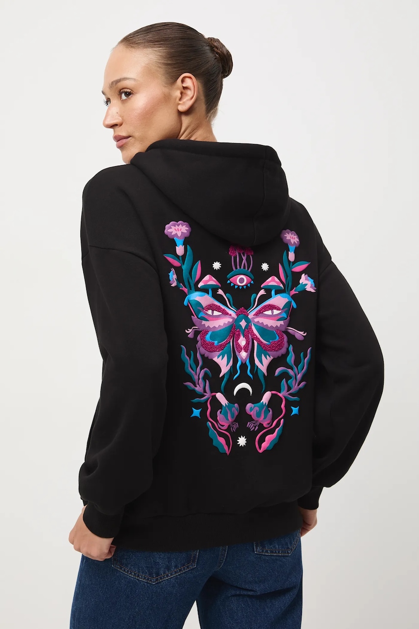 Medicine bluza culoarea negru, cu glugă, cu imprimeu