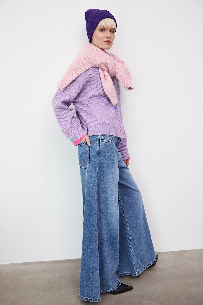 Medicine caciula culoarea violet