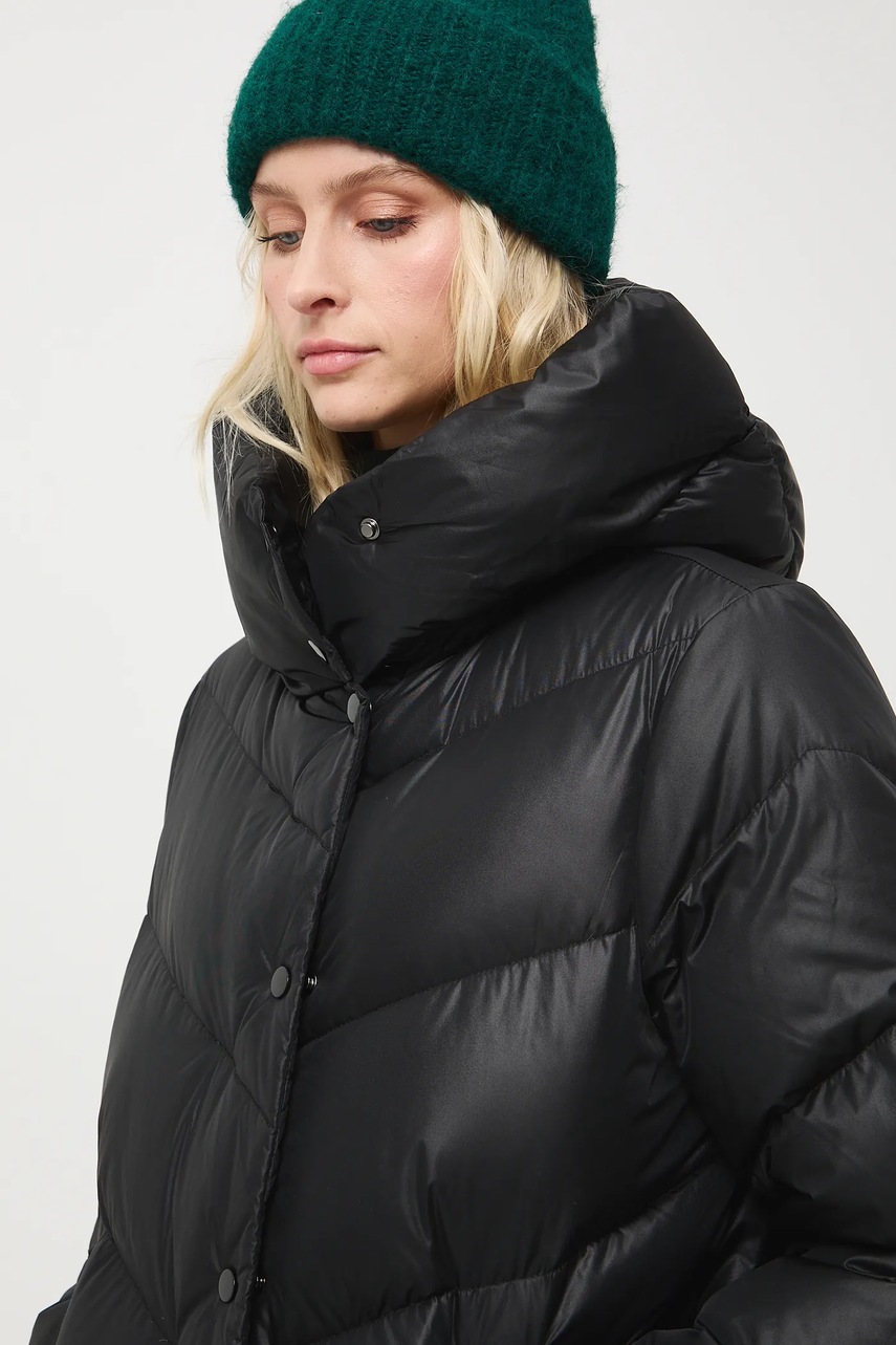 Páperová bunda Medicine.