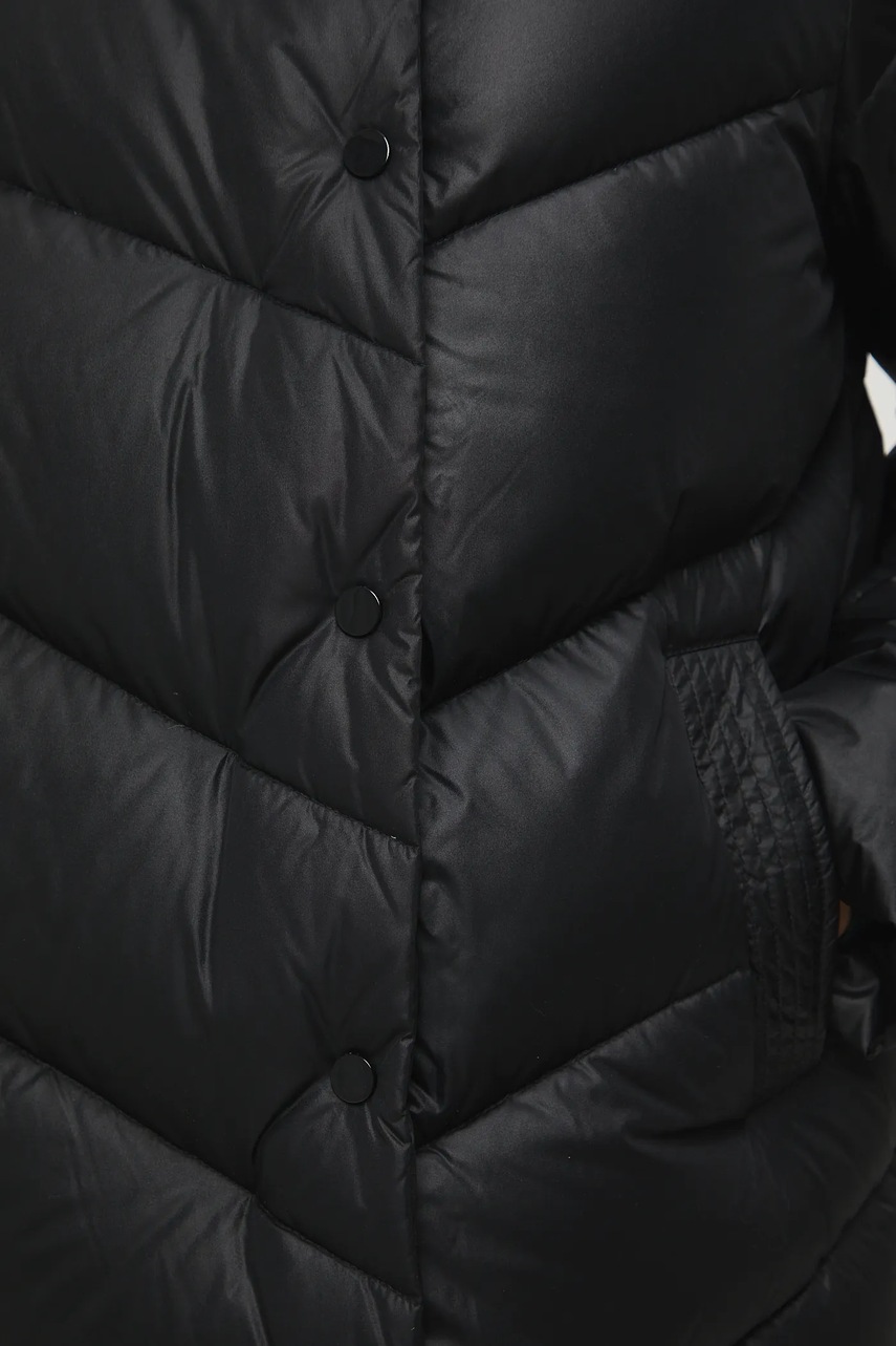 Páperová bunda Medicine.