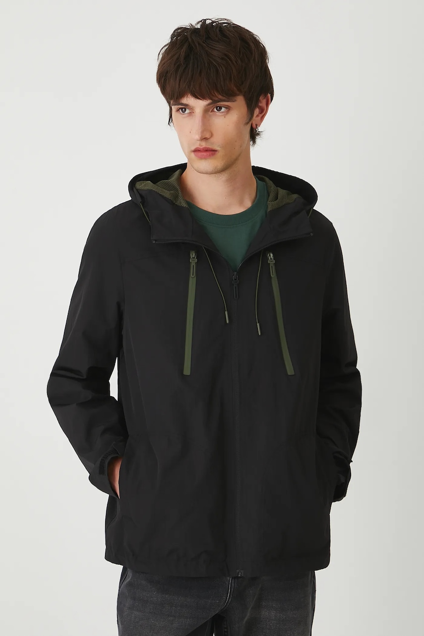 Medicine geaca culoarea negru