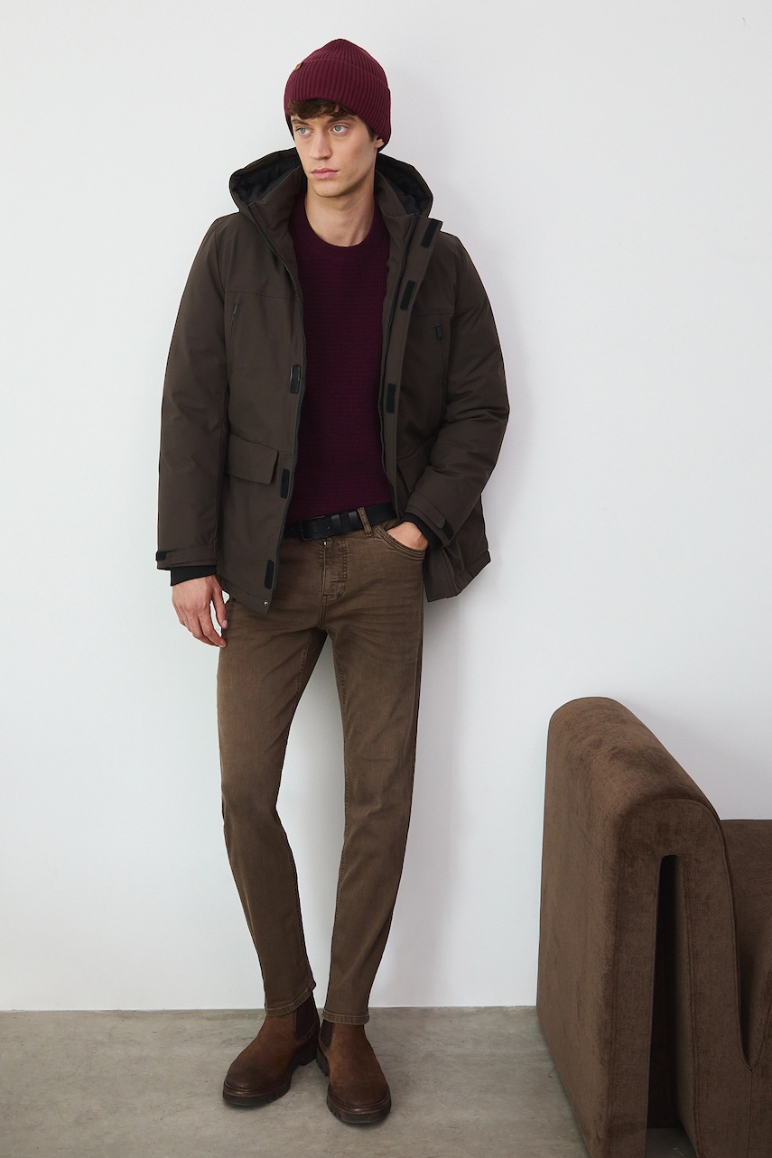 Medicine geaca culoarea maro, de tranzitie