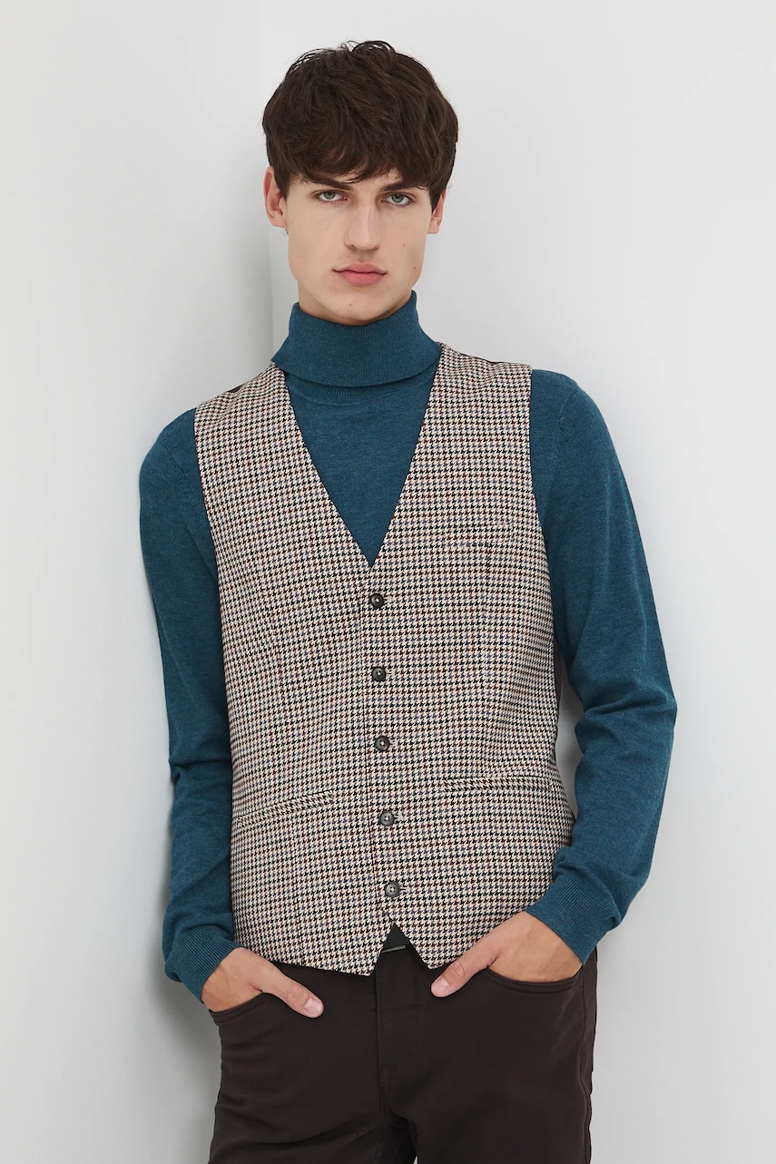 Medicine vesta culoarea maro