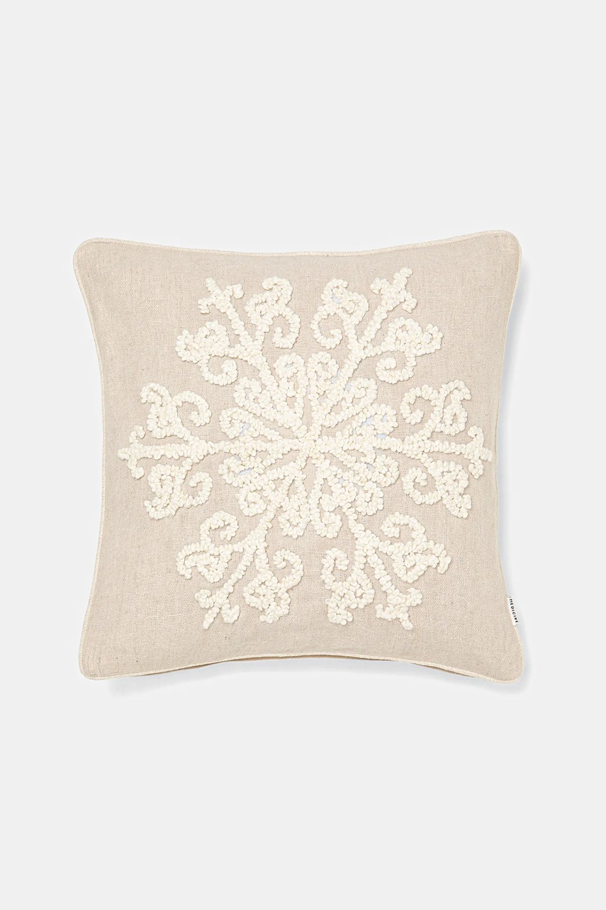 Medicine fata de perna decorativa culoarea bej