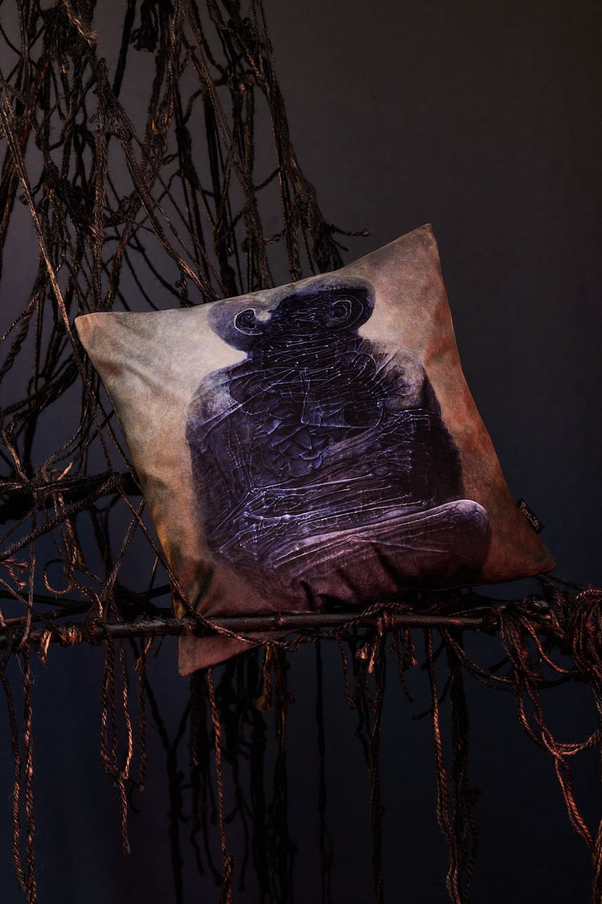 Medicine fata de perna decorativa culoarea gri