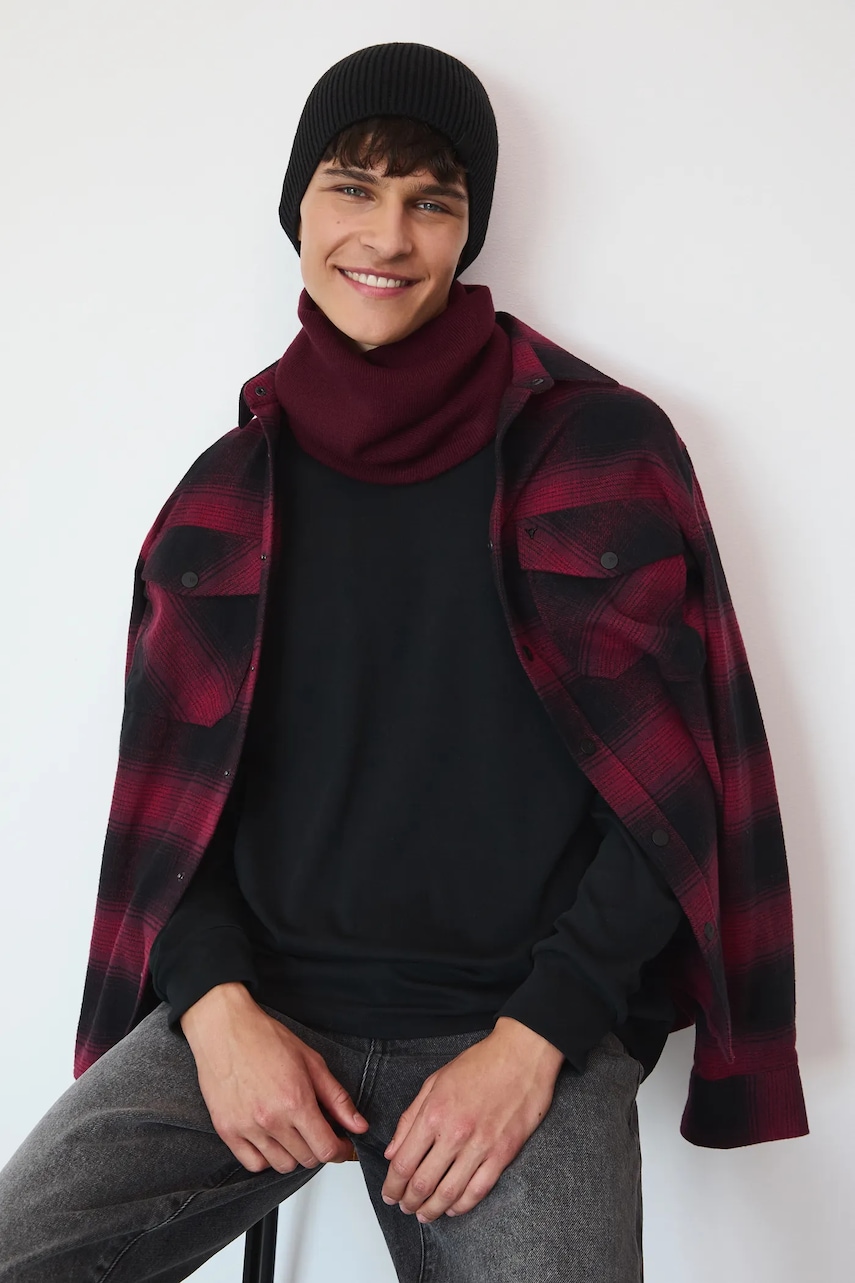 Medicine fular impletit culoarea bordo, neted Medicine fular impletit culoarea bordo, neted