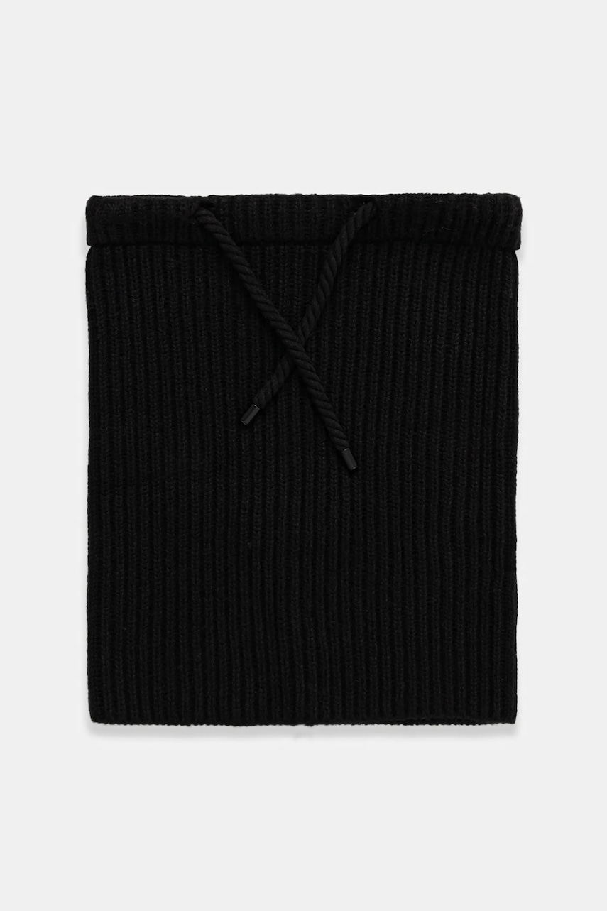 Medicine fular impletit culoarea negru, neted