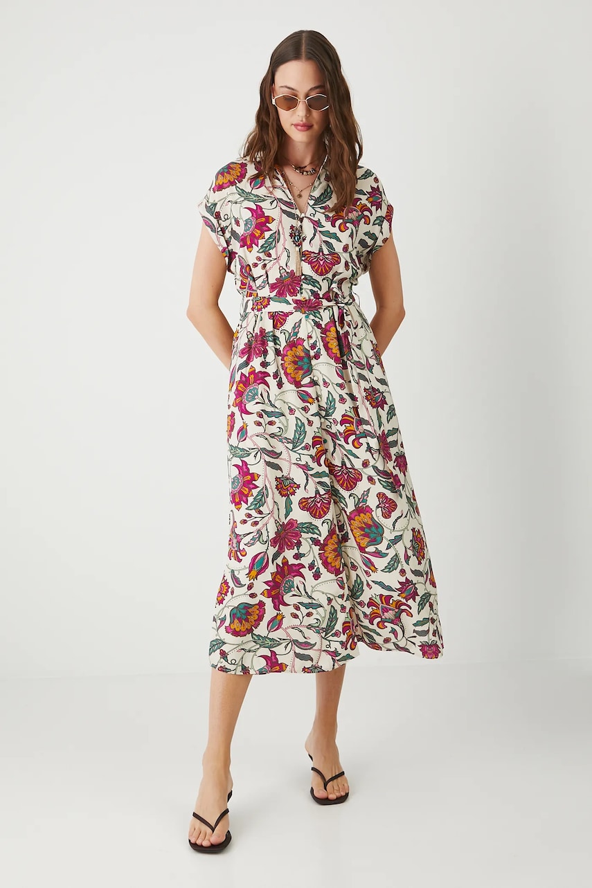 Medicine rochie culoarea bej, midi, evazați