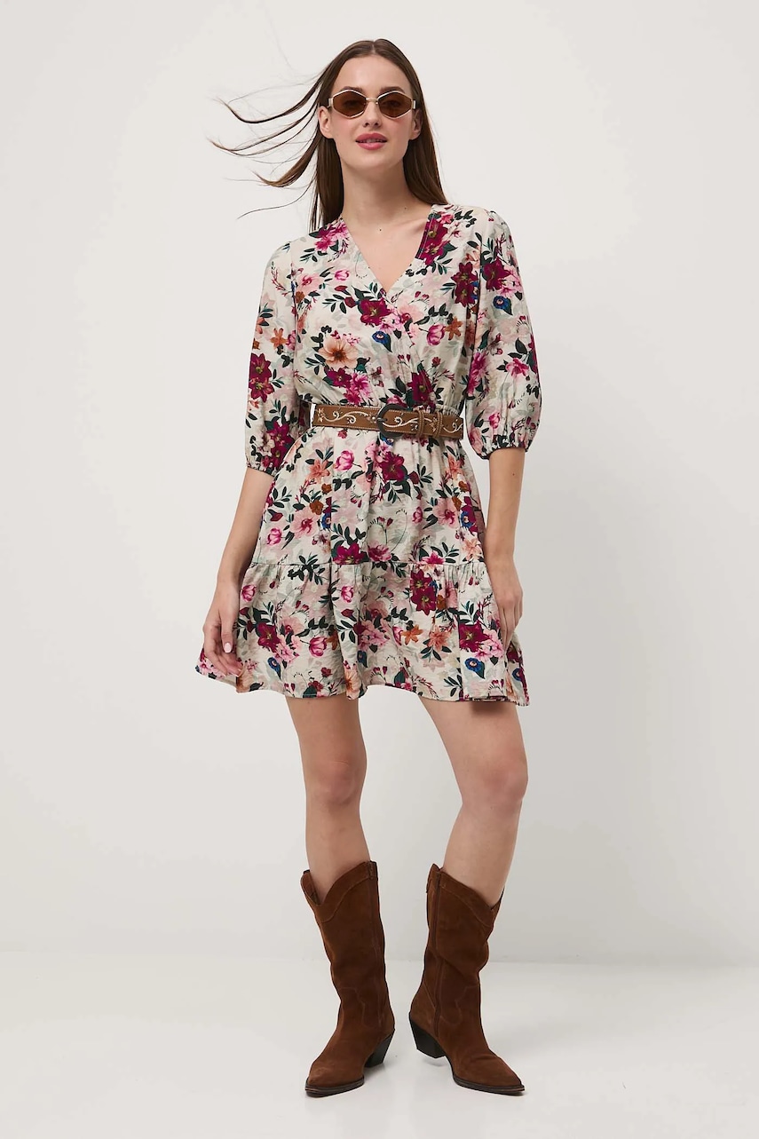 Medicine rochie culoarea bej, mini, evazati