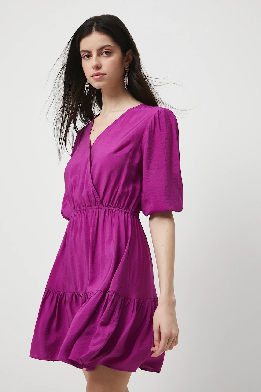 Medicine rochie culoarea roz, mini, evazati