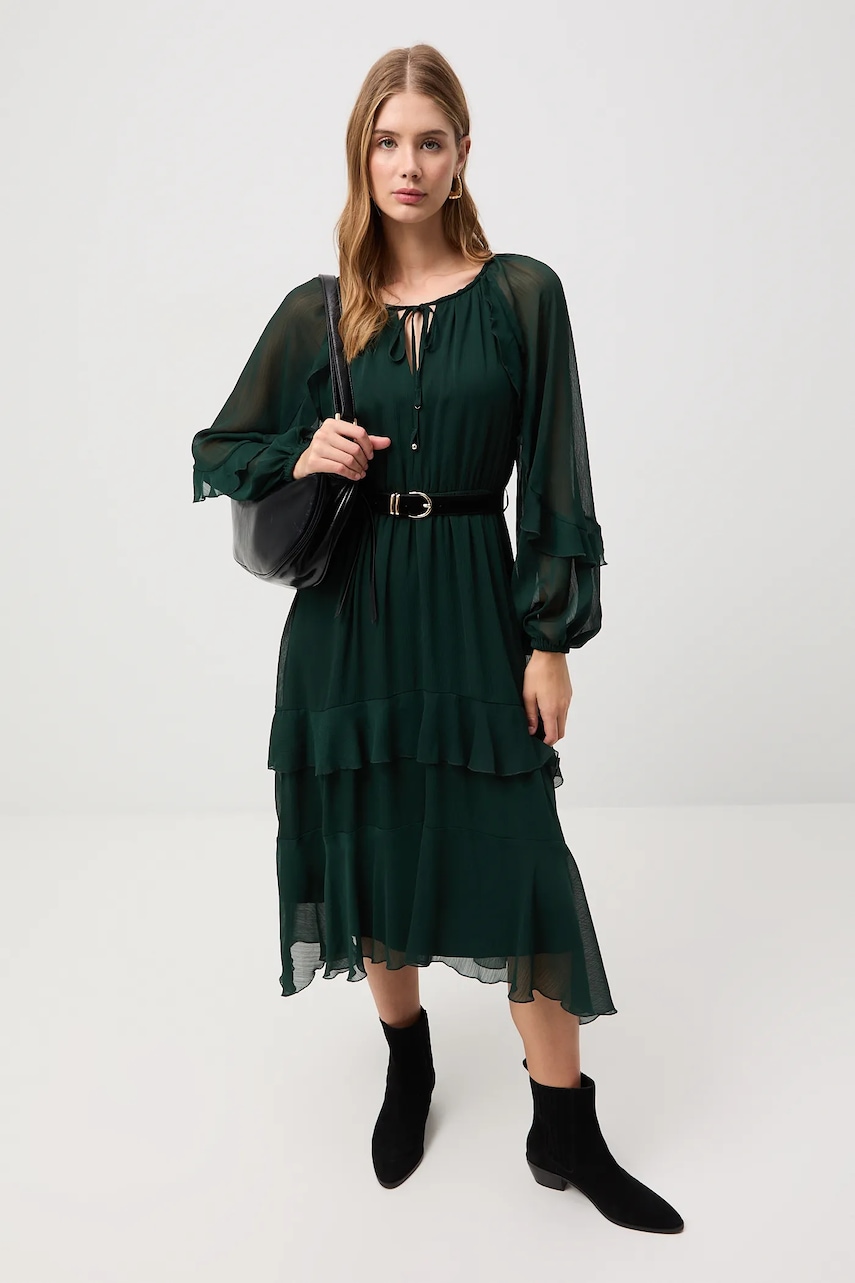 Medicine rochie culoarea verde, midi, evazați