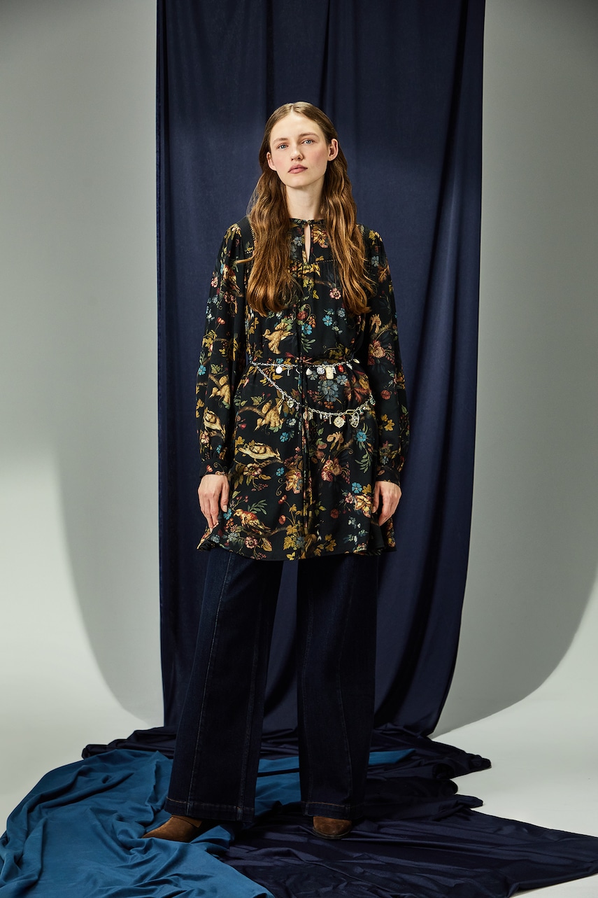 Medicine rochie culoarea negru