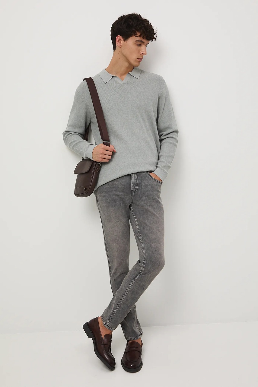 Свитер Medicine цвет зелёный лёгкий