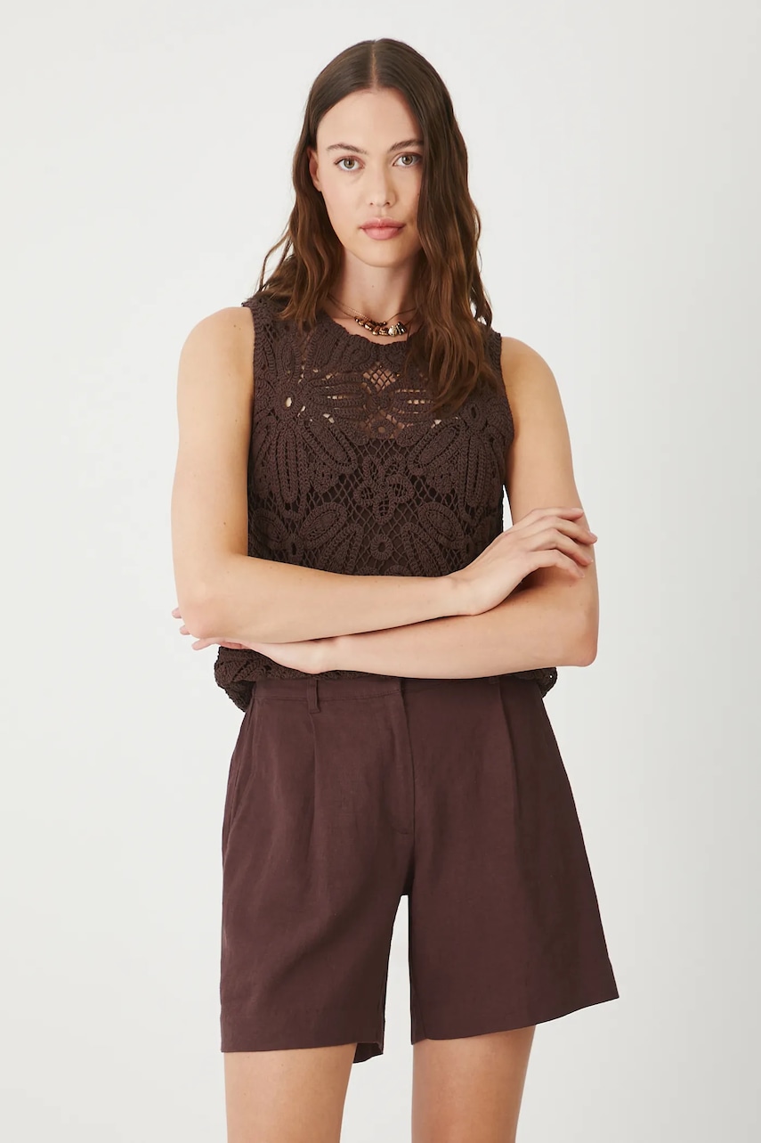 Medicine pantaloni scurți culoarea maro, high waist