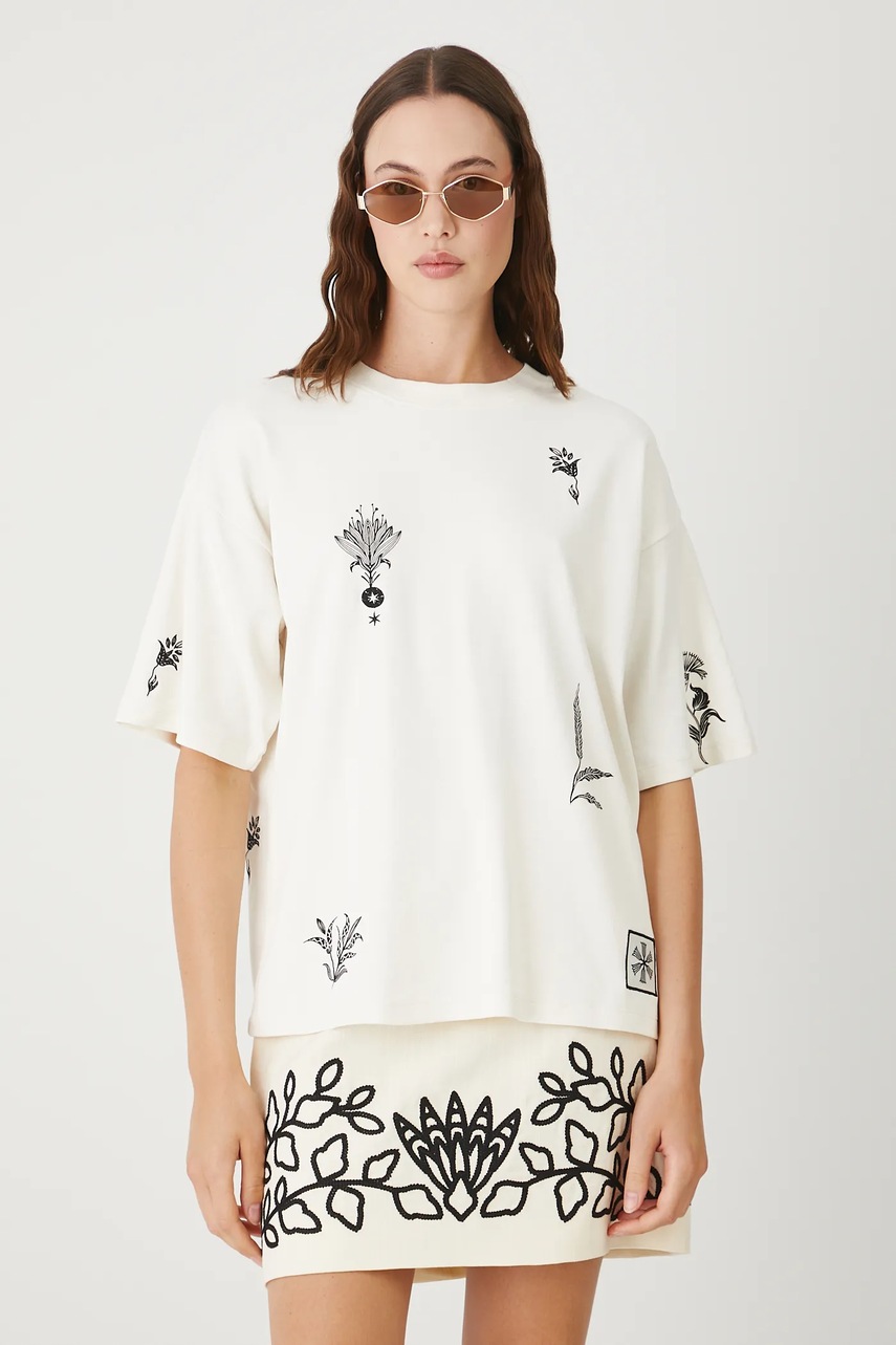 Medicine tricou culoarea bej