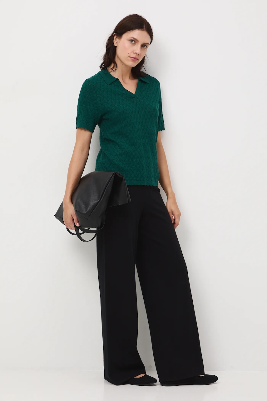Medicine tricou culoarea verde