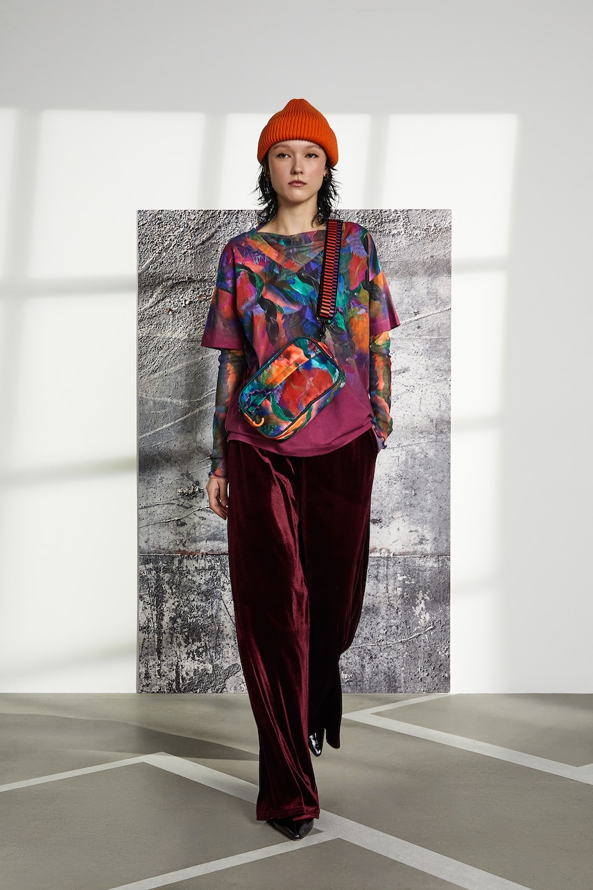 Medicine tricou culoarea violet