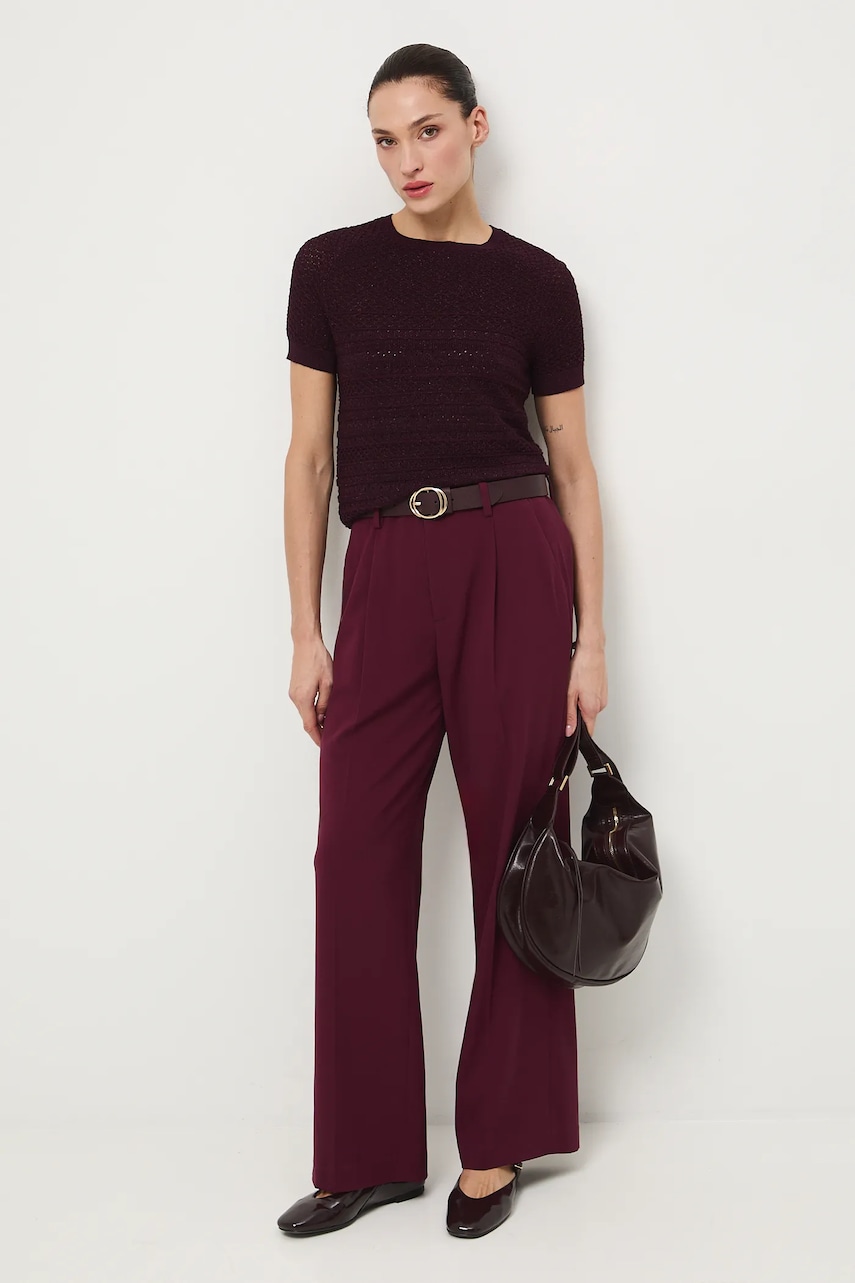 Medicine tricou culoarea bordo