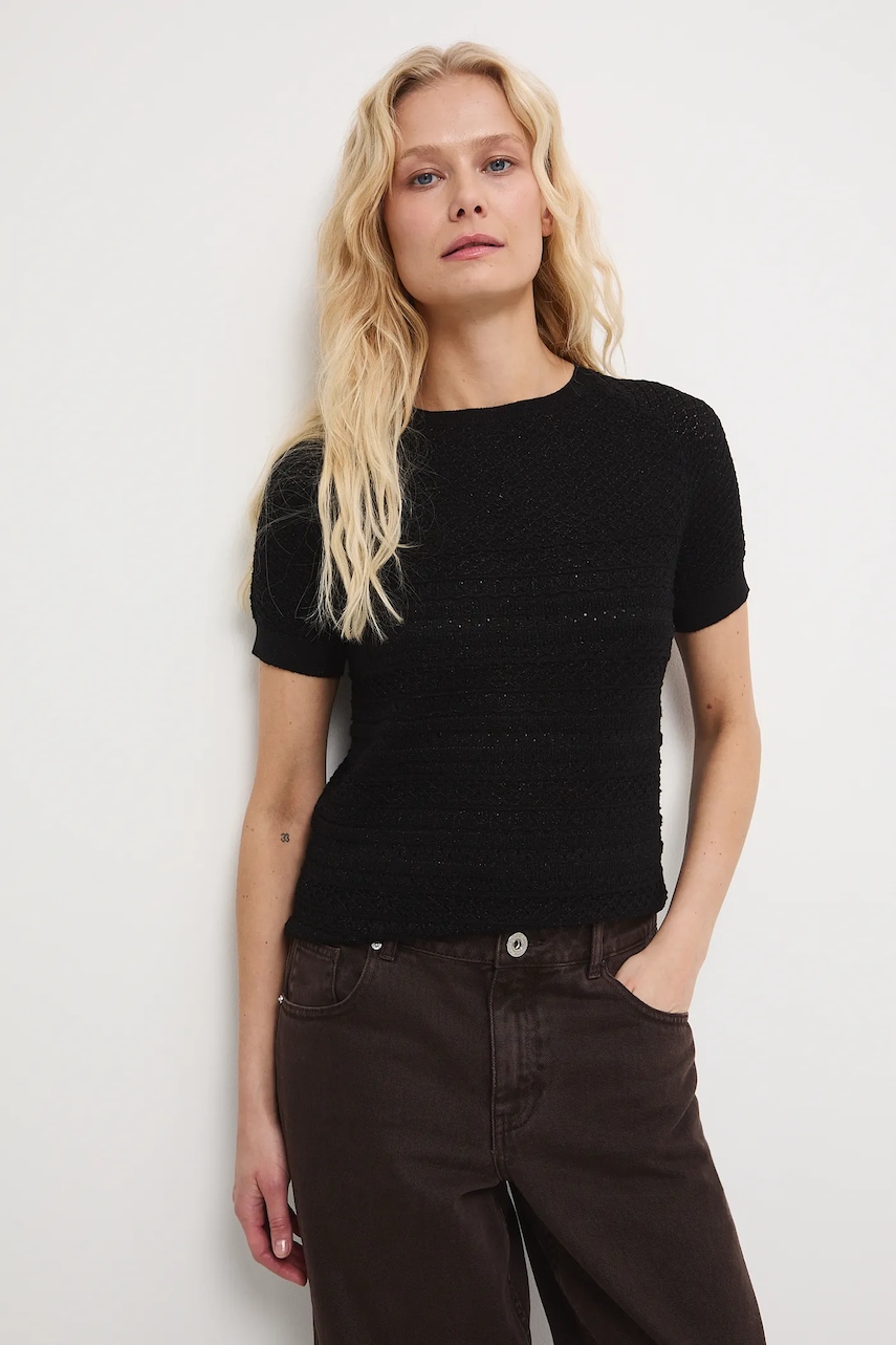 Medicine tricou culoarea negru