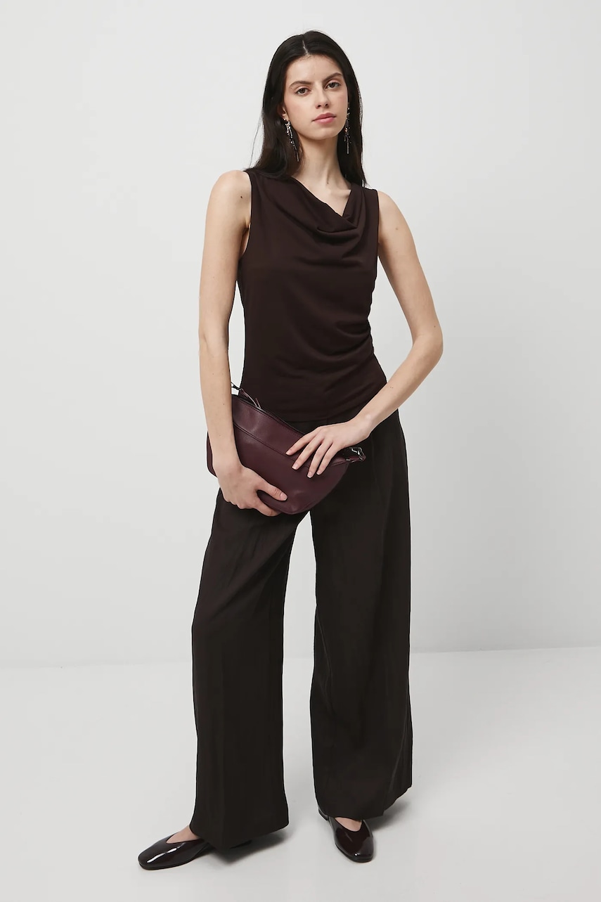 Medicine top culoarea maro