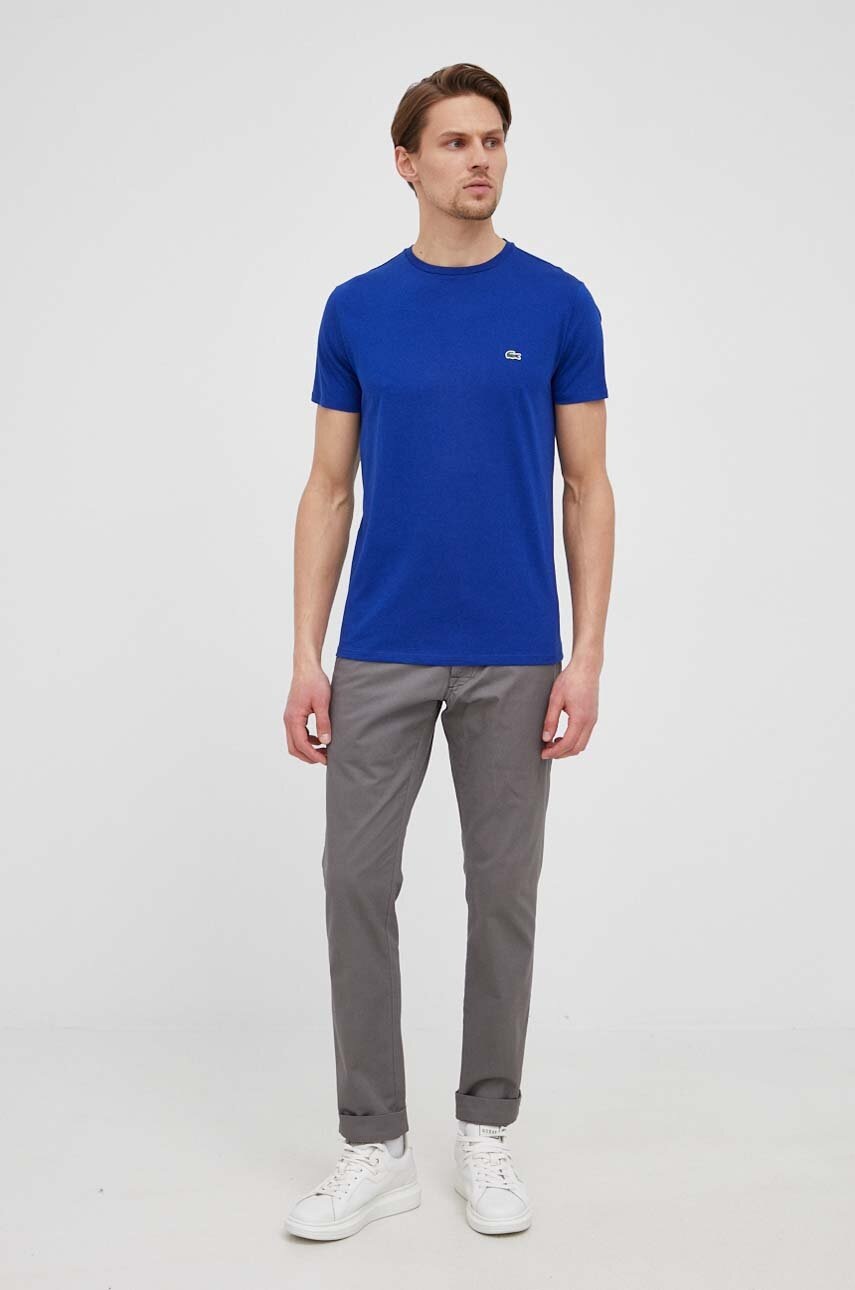 

Хлопковая футболка Lacoste цвет синий однотонный
