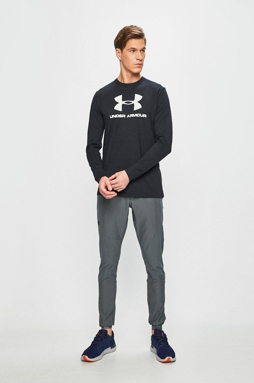 

Under Armour - Лонгслив