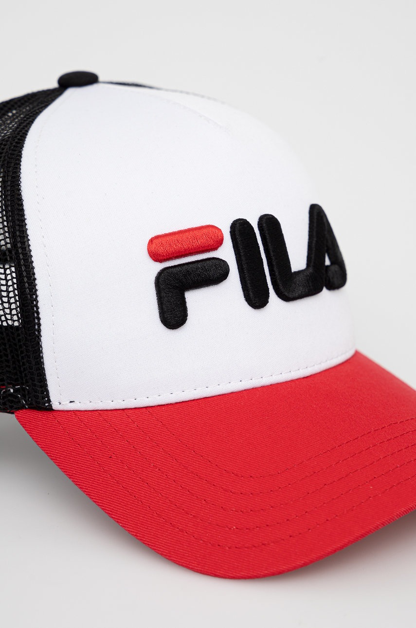 

Шапка Fila цвет белый с узором