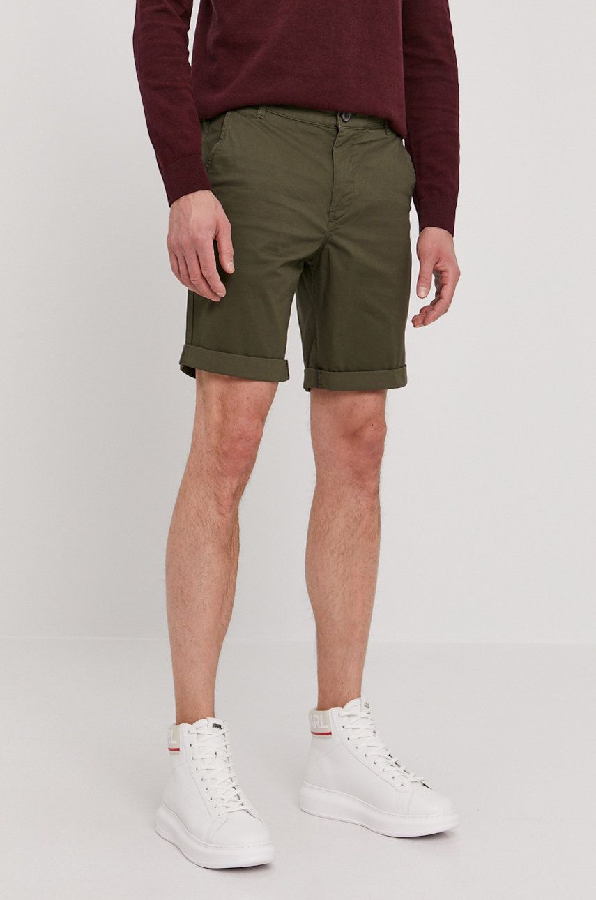 Selected Pantaloni scurți bărbați, culoarea verde answear imagine noua