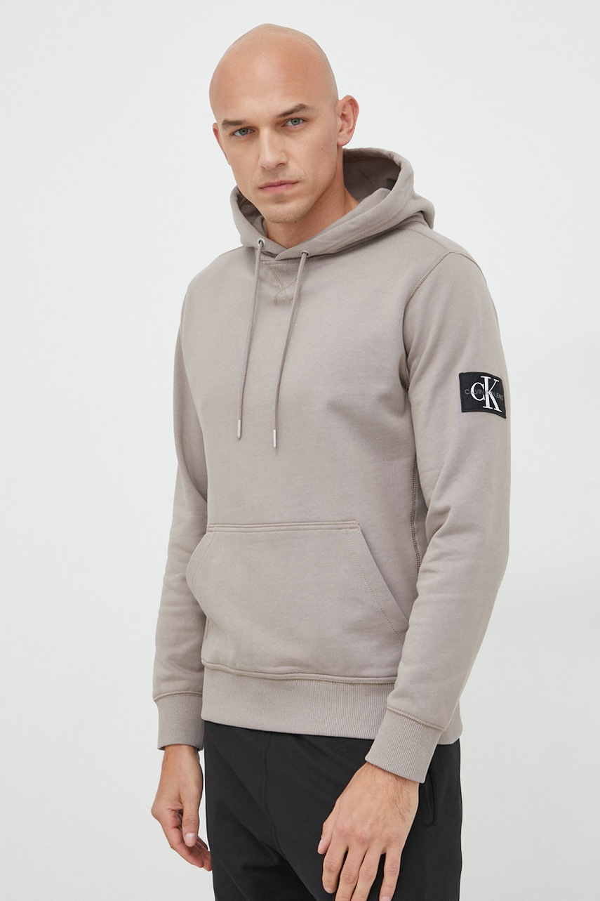 

Памучен суичър Calvin Klein Jeans в черно с качулка с изчистен дизайн, Бежов