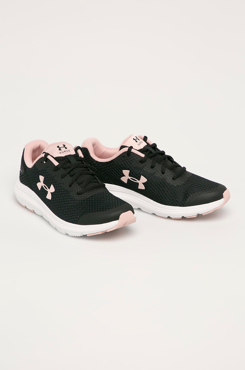

Ботинки Under Armour 3022605 цвет чёрный на плоском ходу